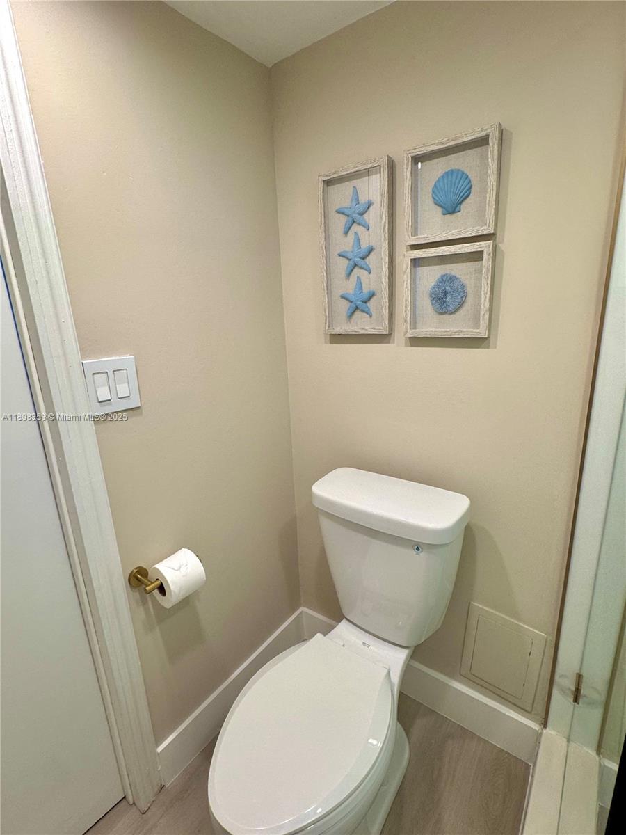ARLEN HOUSE CONDO - Residential