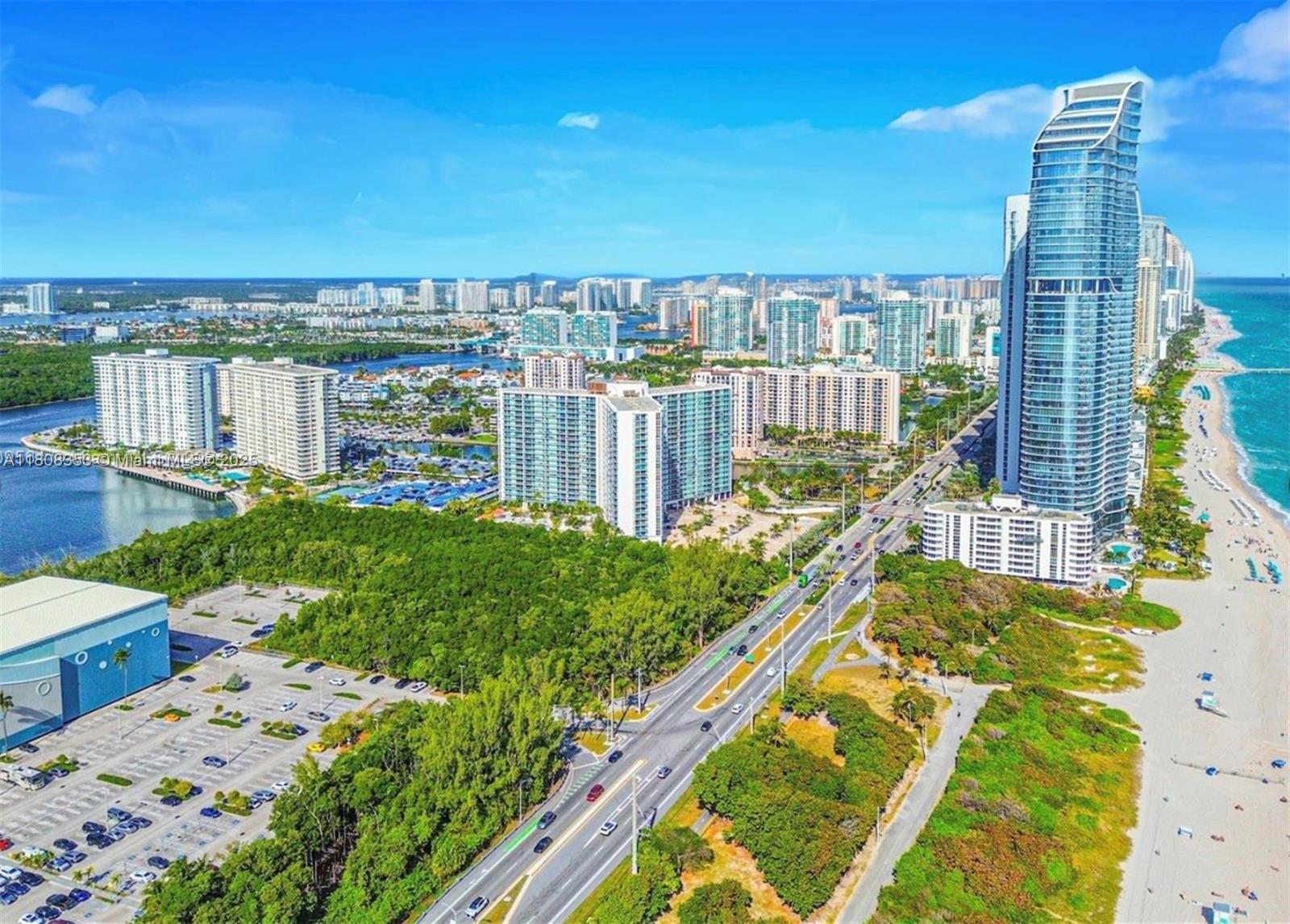 ARLEN HOUSE CONDO - Residential