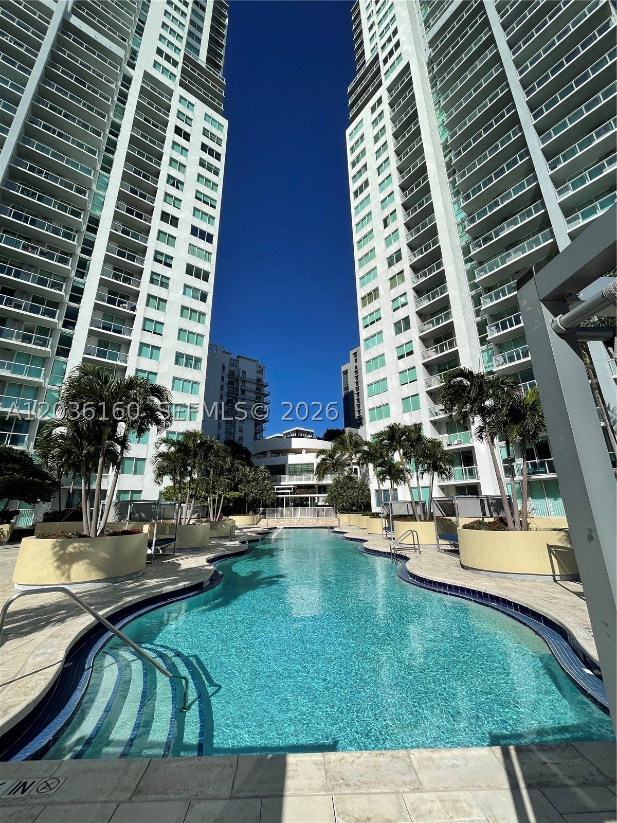 253 NE 2nd St 2108