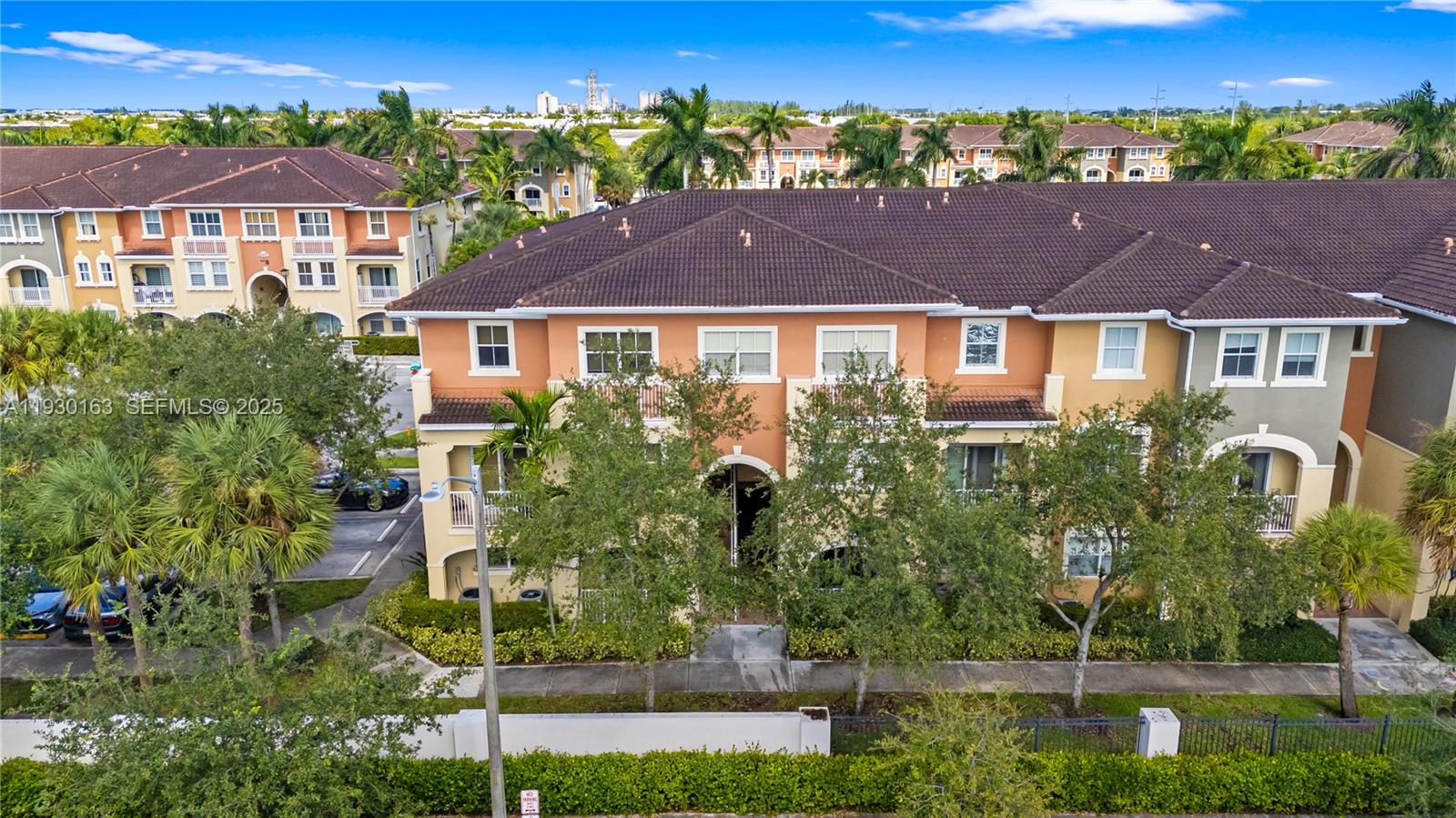 CORONADO TO DORAL VI COND - Residential Lease