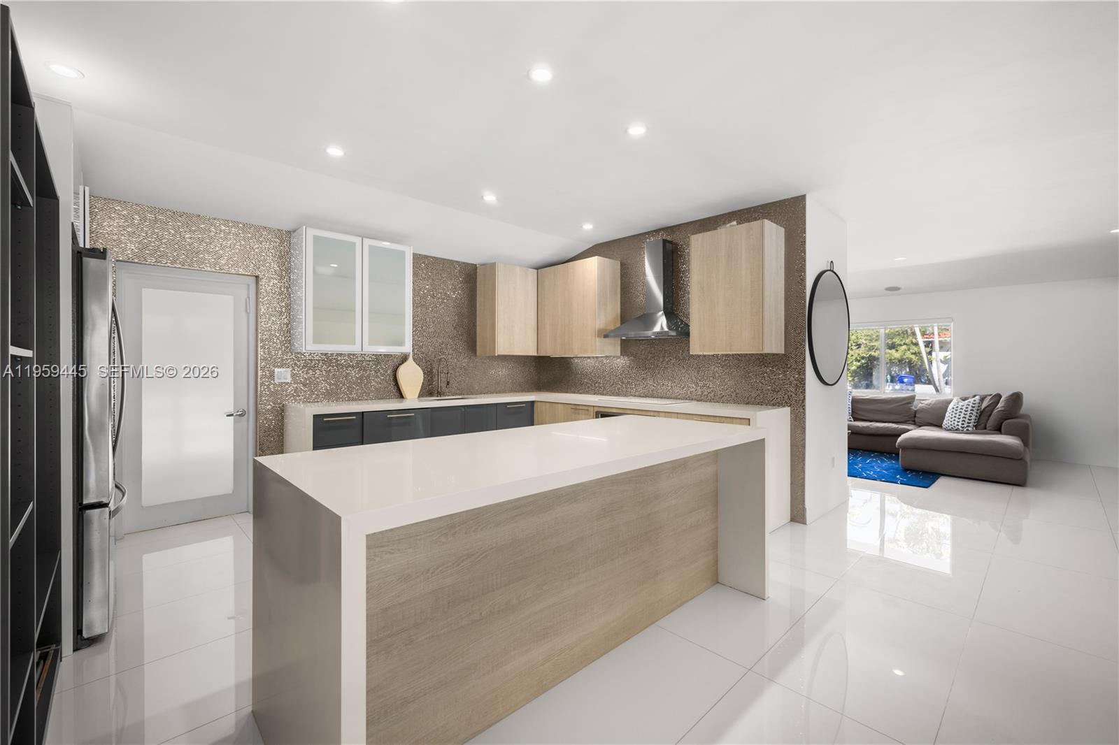 DAVIS HARBOR - Residential