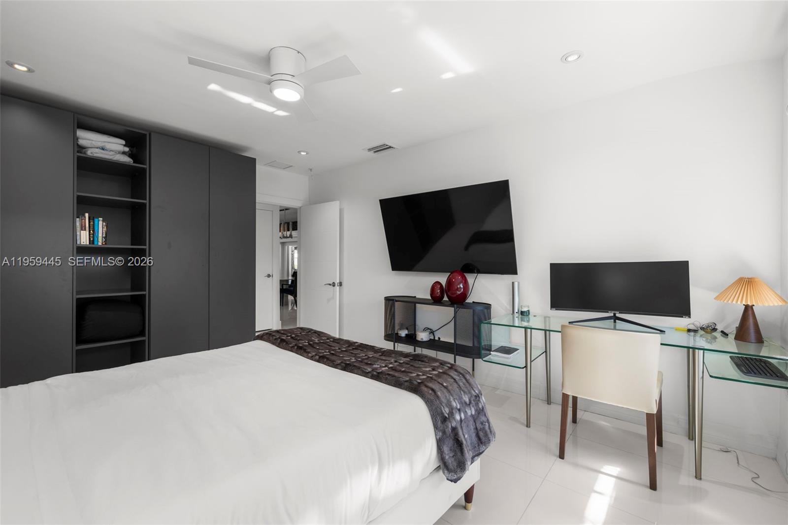 DAVIS HARBOR - Residential