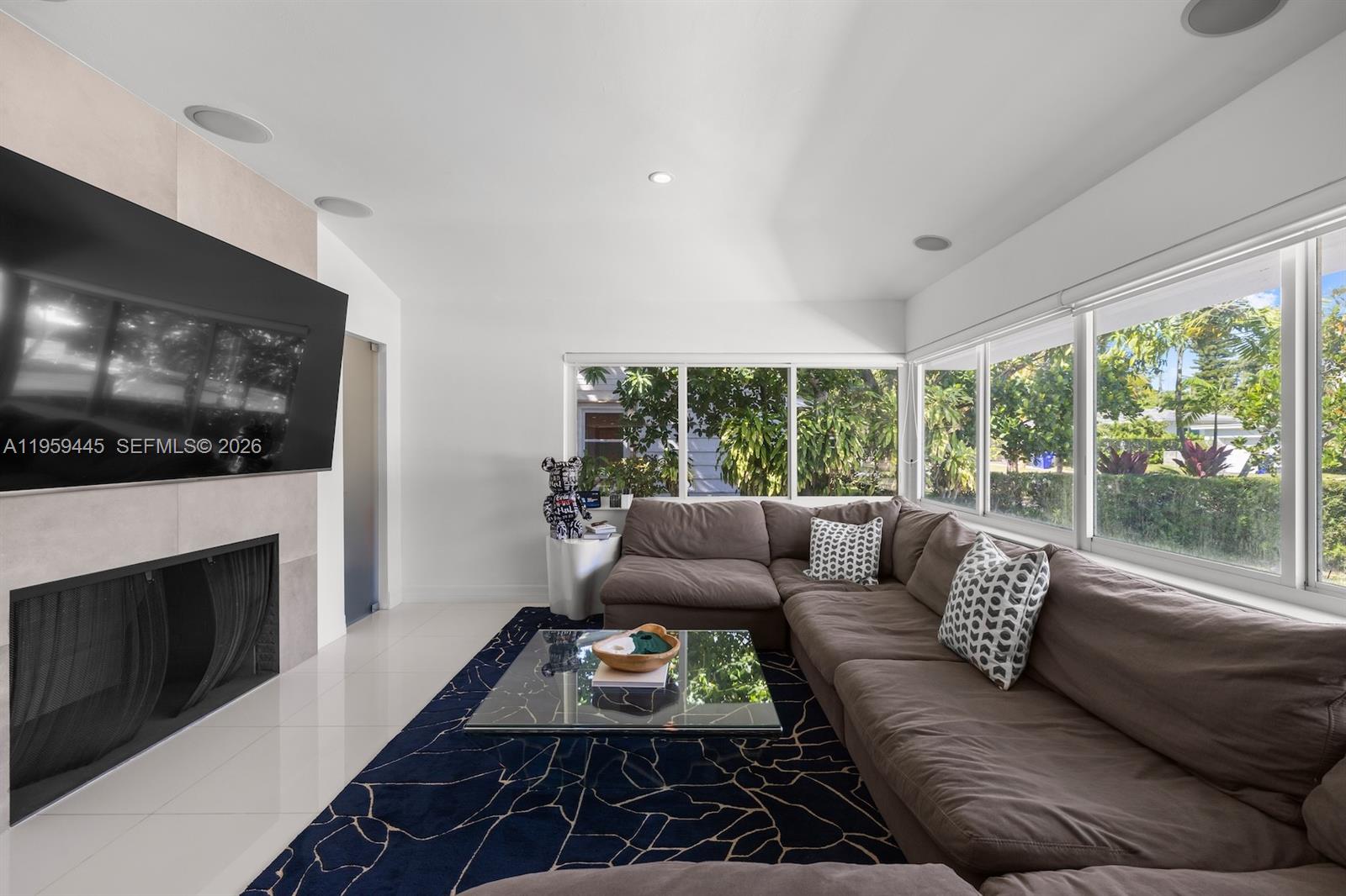 DAVIS HARBOR - Residential