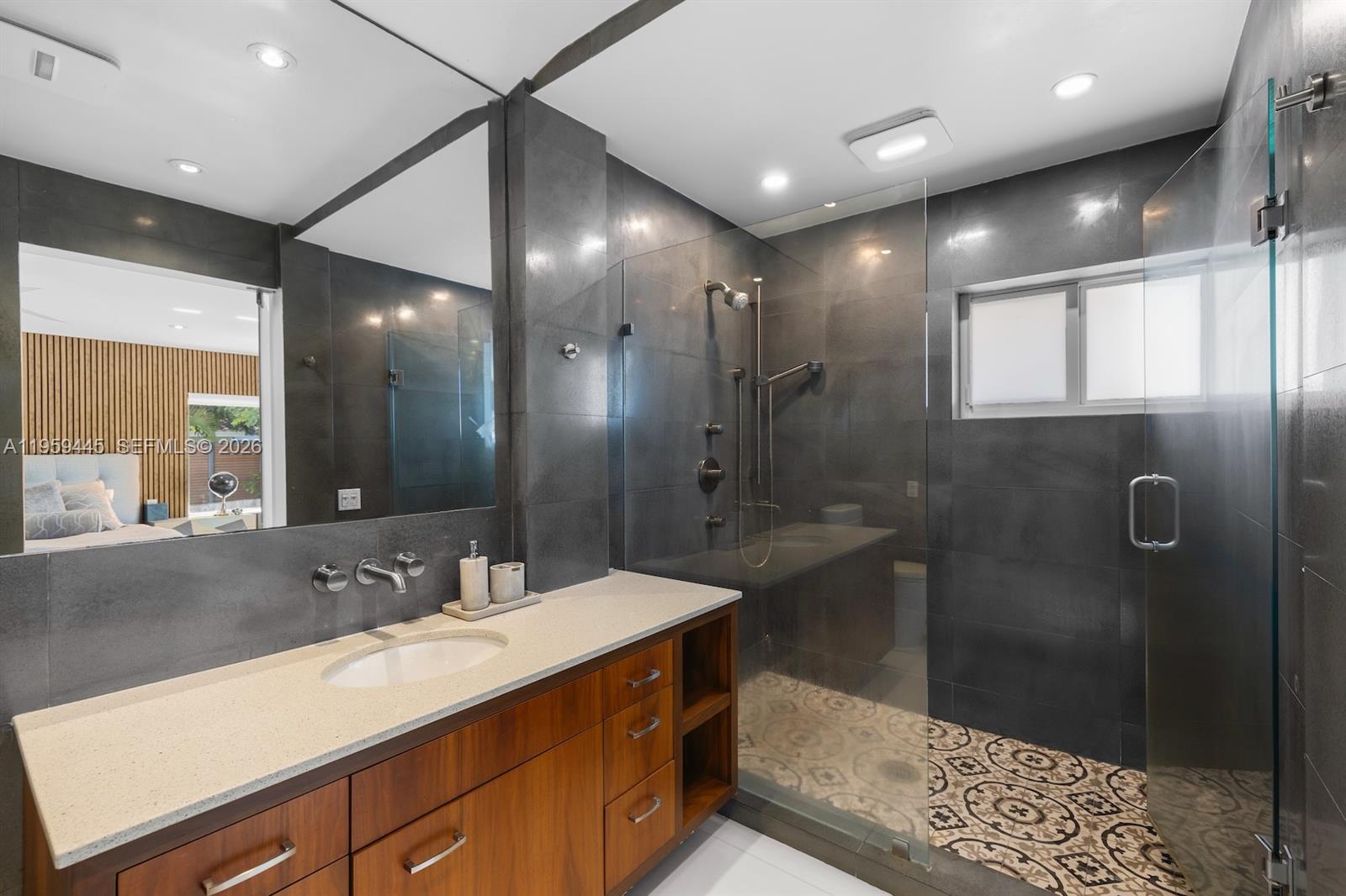 DAVIS HARBOR - Residential