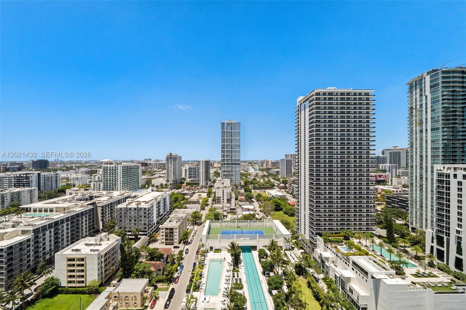 ESCOTTONIA PARK - Residential