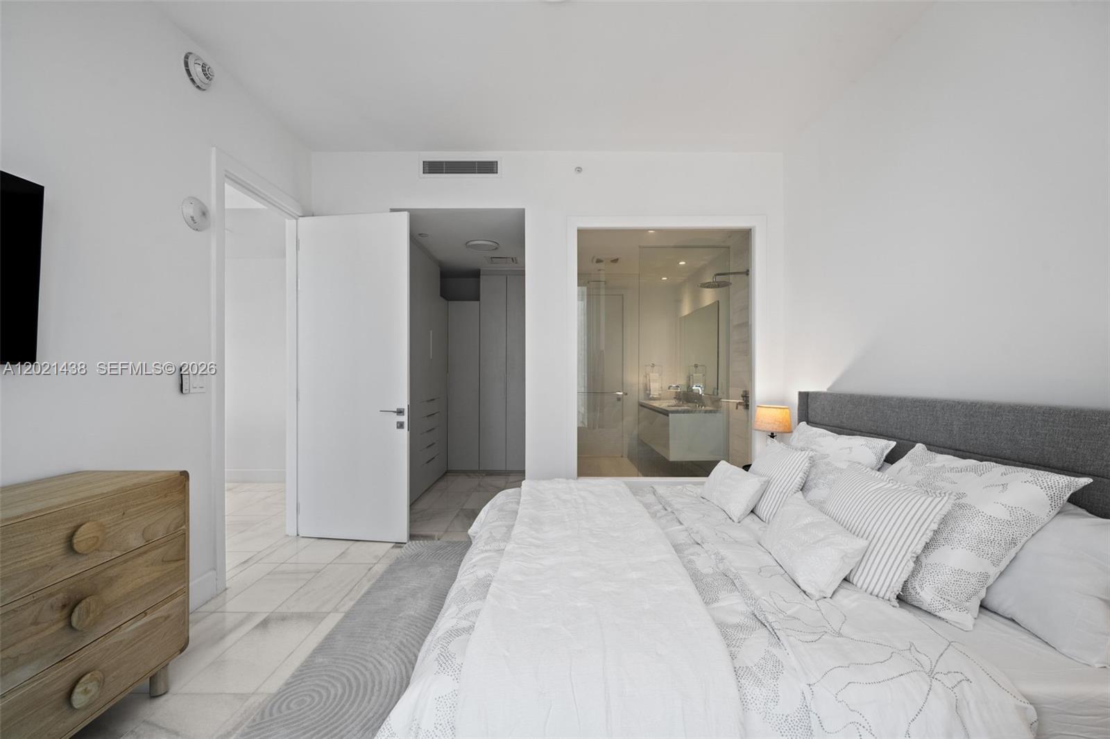 ESCOTTONIA PARK - Residential