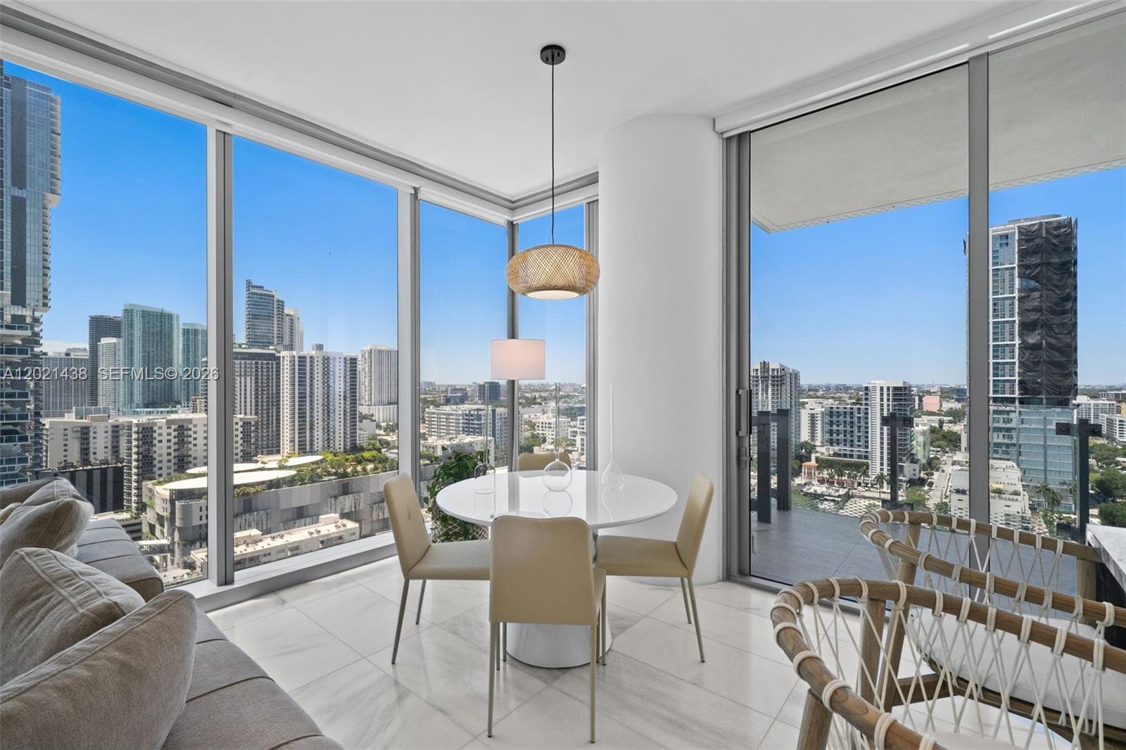 ESCOTTONIA PARK - Residential