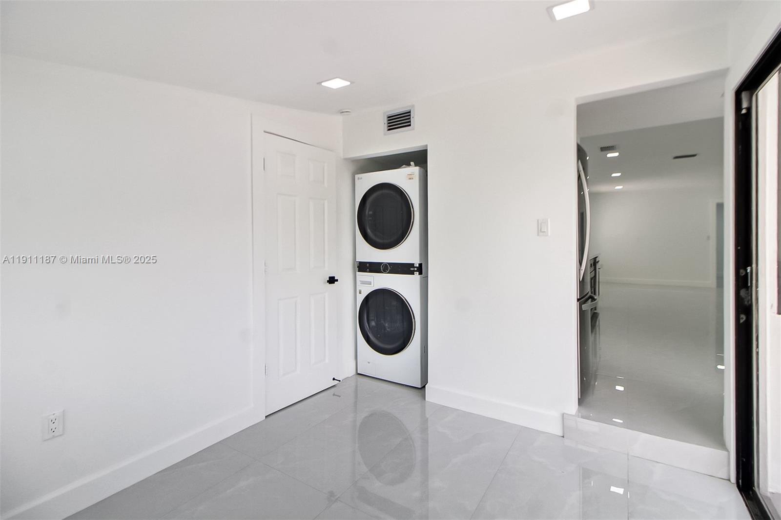 MILLER HGTS ESTS - Residential