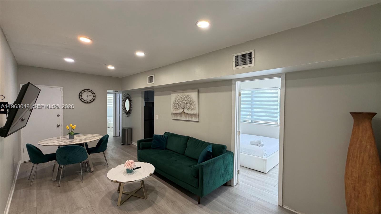 BAY HARBOUR ISLAND - Residential Lease