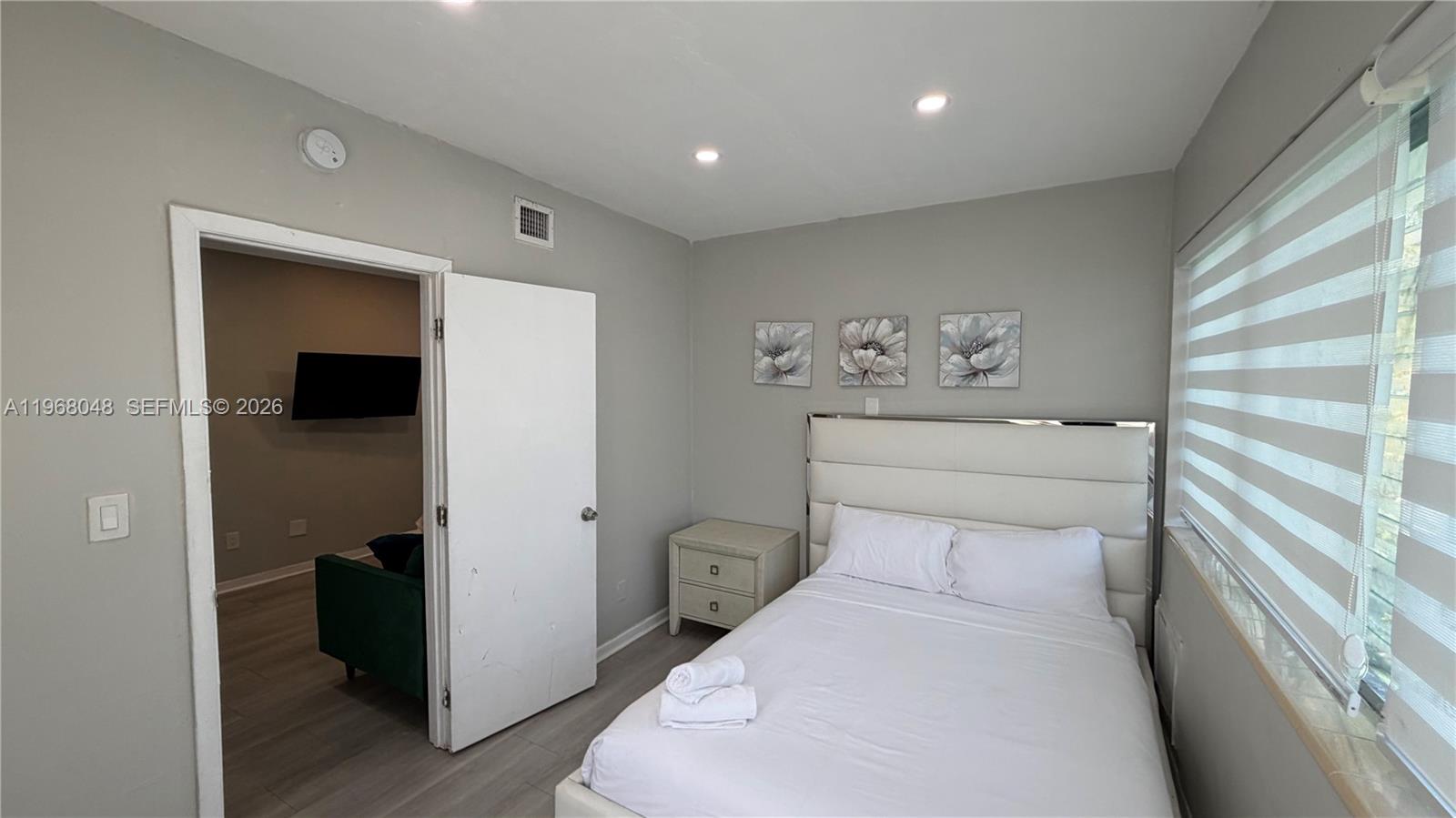 BAY HARBOUR ISLAND - Residential Lease