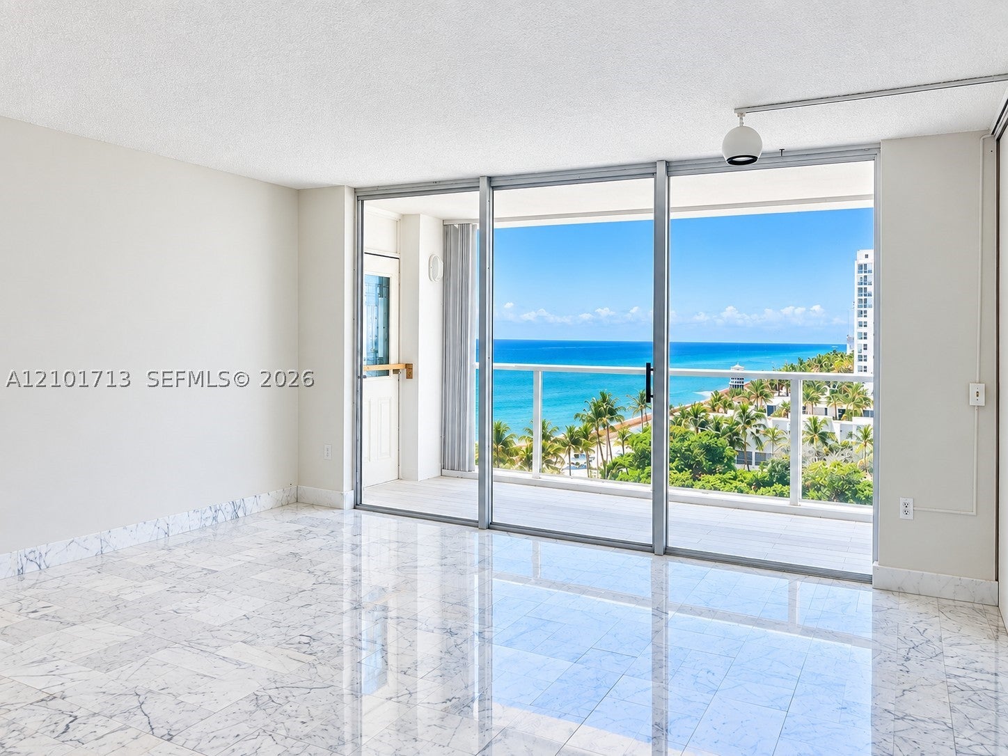2751 S Ocean Dr 806S