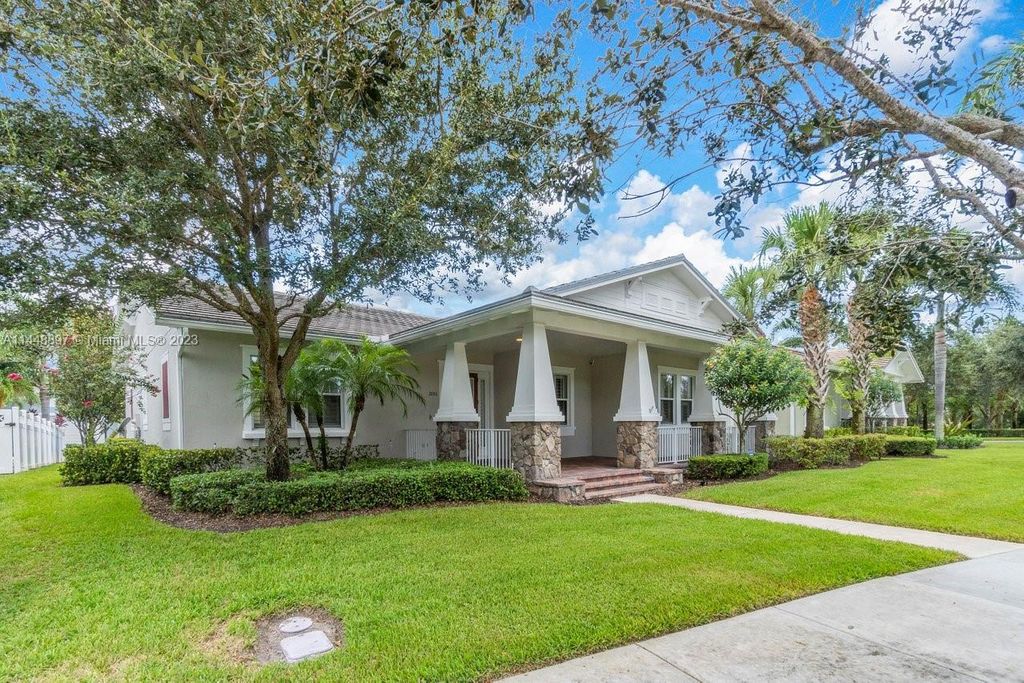 Photo of 2686 W Mallory Blvd, Jupiter, FL 33458 (MLS # A11448897)