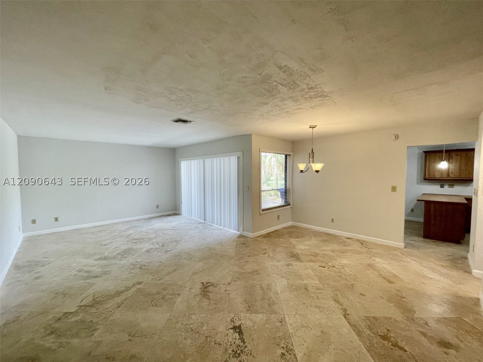 2160 Bayberry Dr 2160
