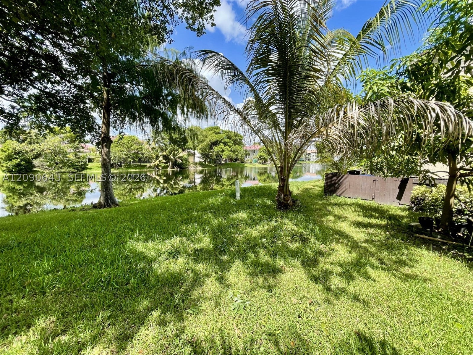 2160 Bayberry Dr 2160
