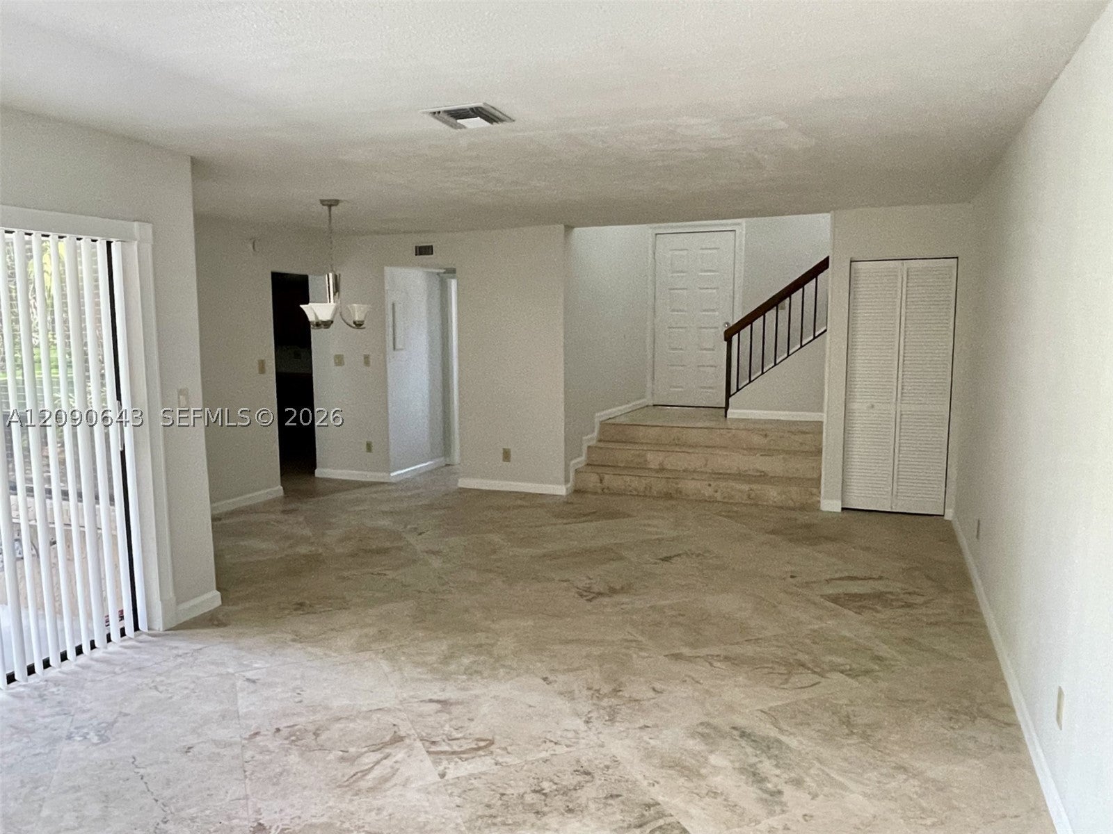 2160 Bayberry Dr 2160