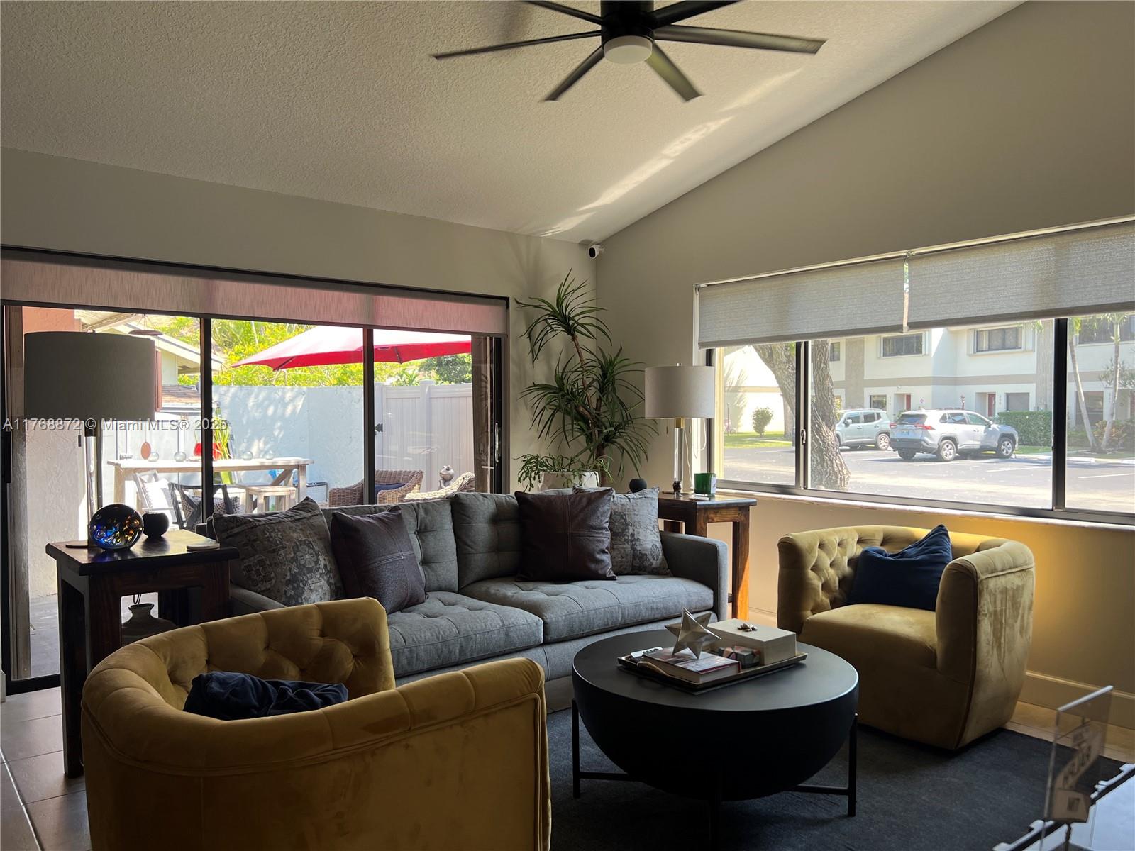 3064 S Oakland Forest Dr 1001