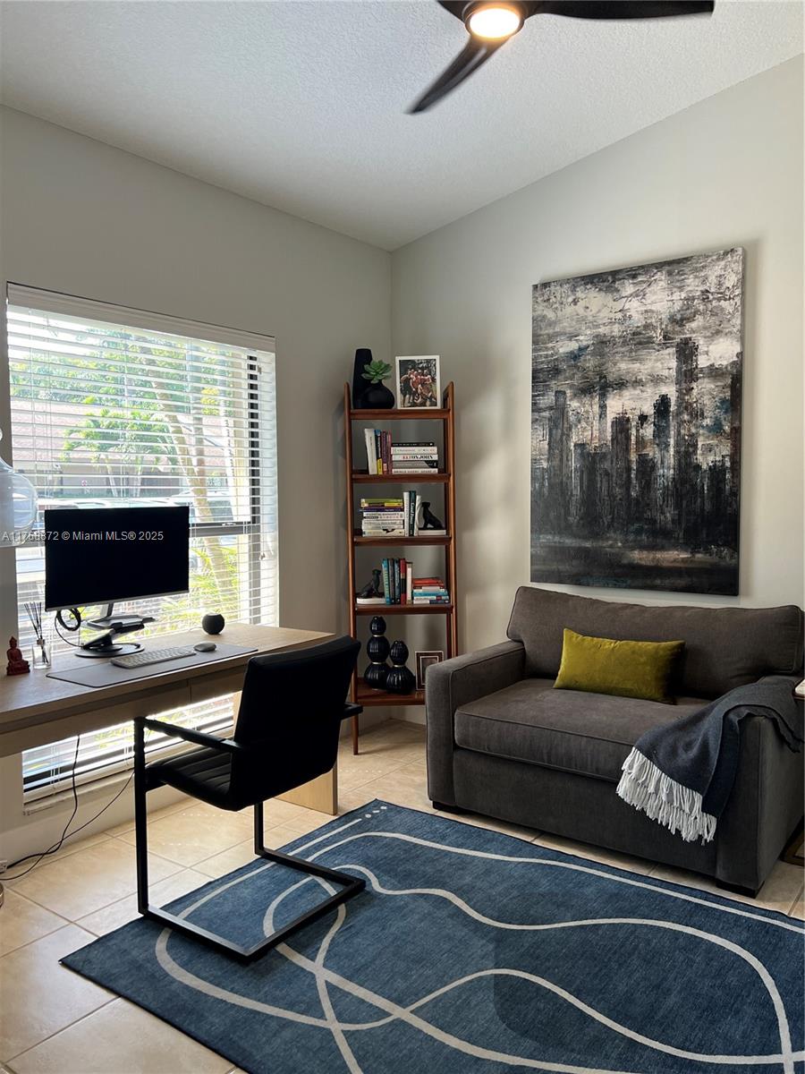PINES OF OAKLAND FOREST W - Residential