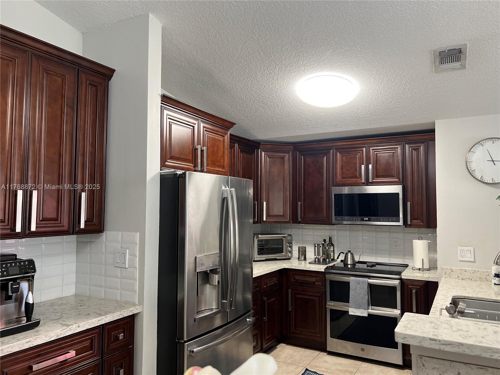 3064 S Oakland Forest Dr 1001