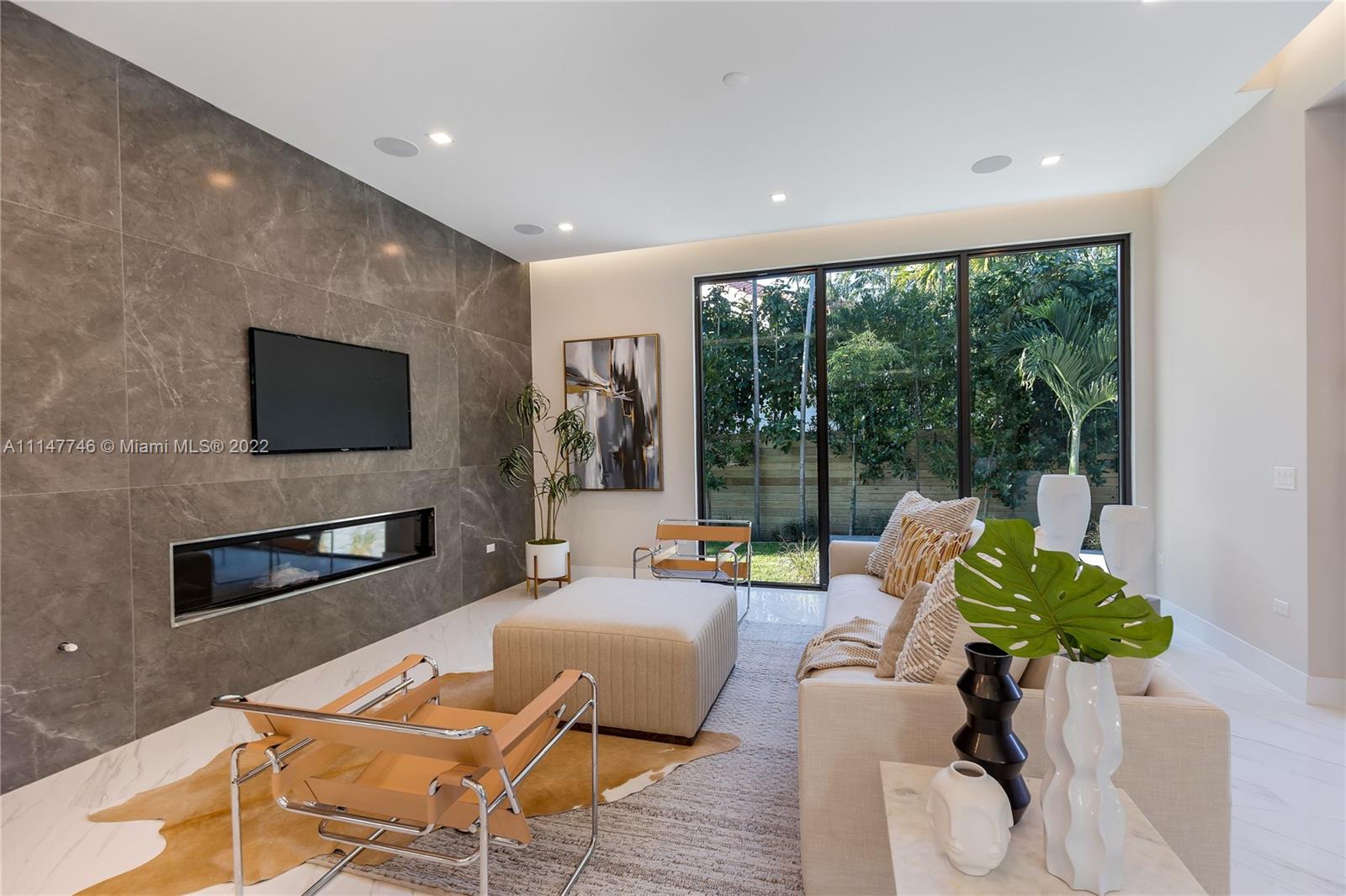 NATOMA MANORS RE SUB - Residential