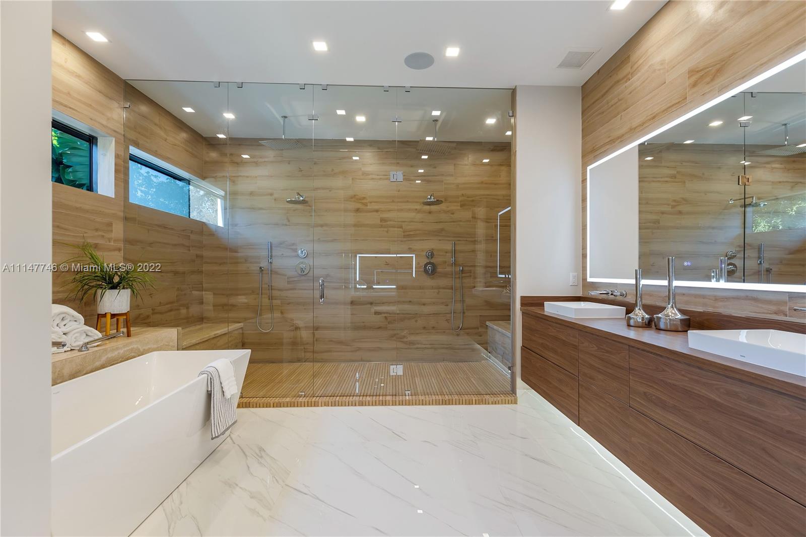 NATOMA MANORS RE SUB - Residential