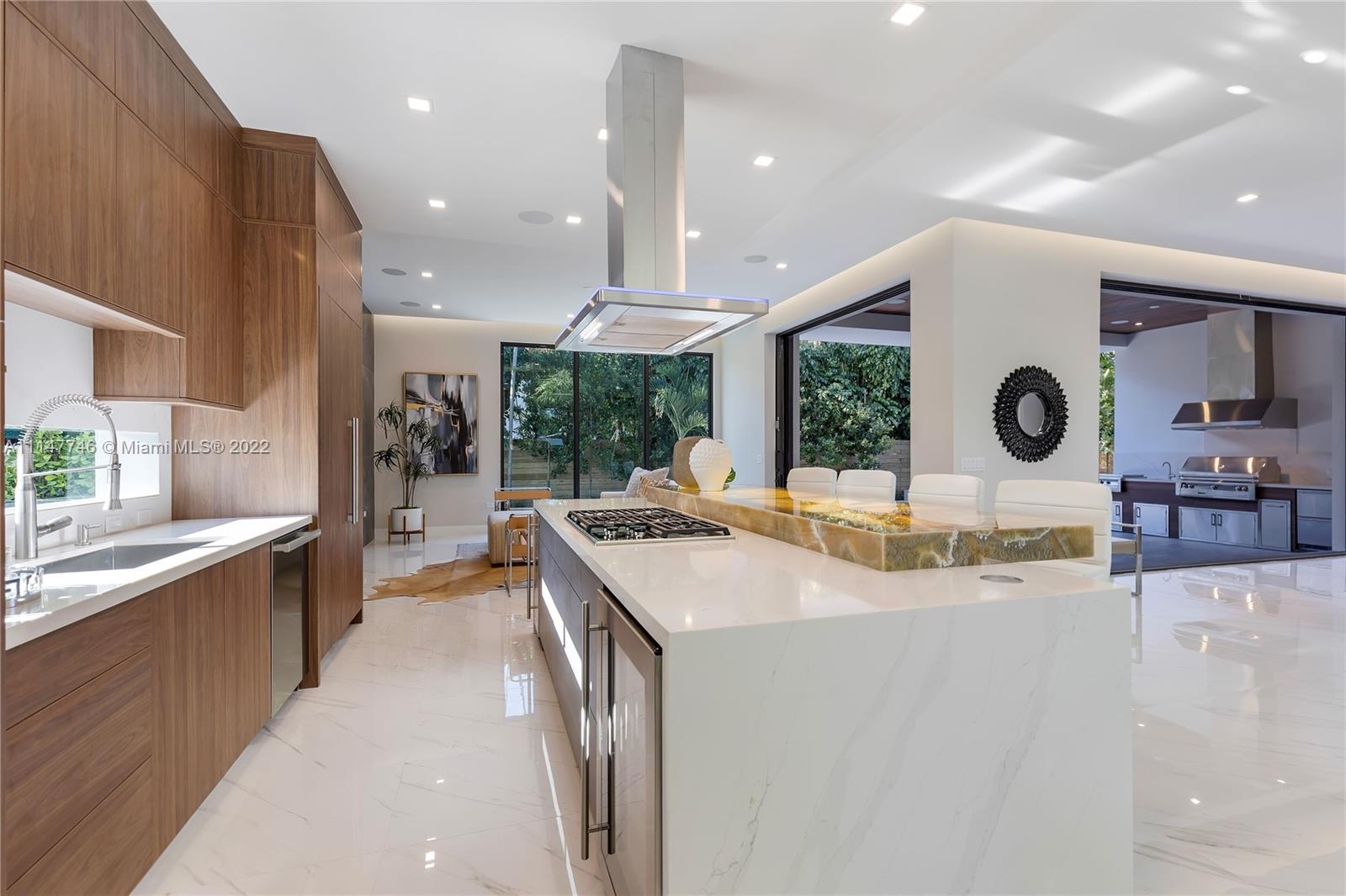 NATOMA MANORS RE SUB - Residential