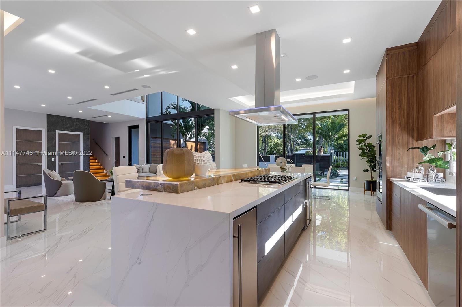 NATOMA MANORS RE SUB - Residential