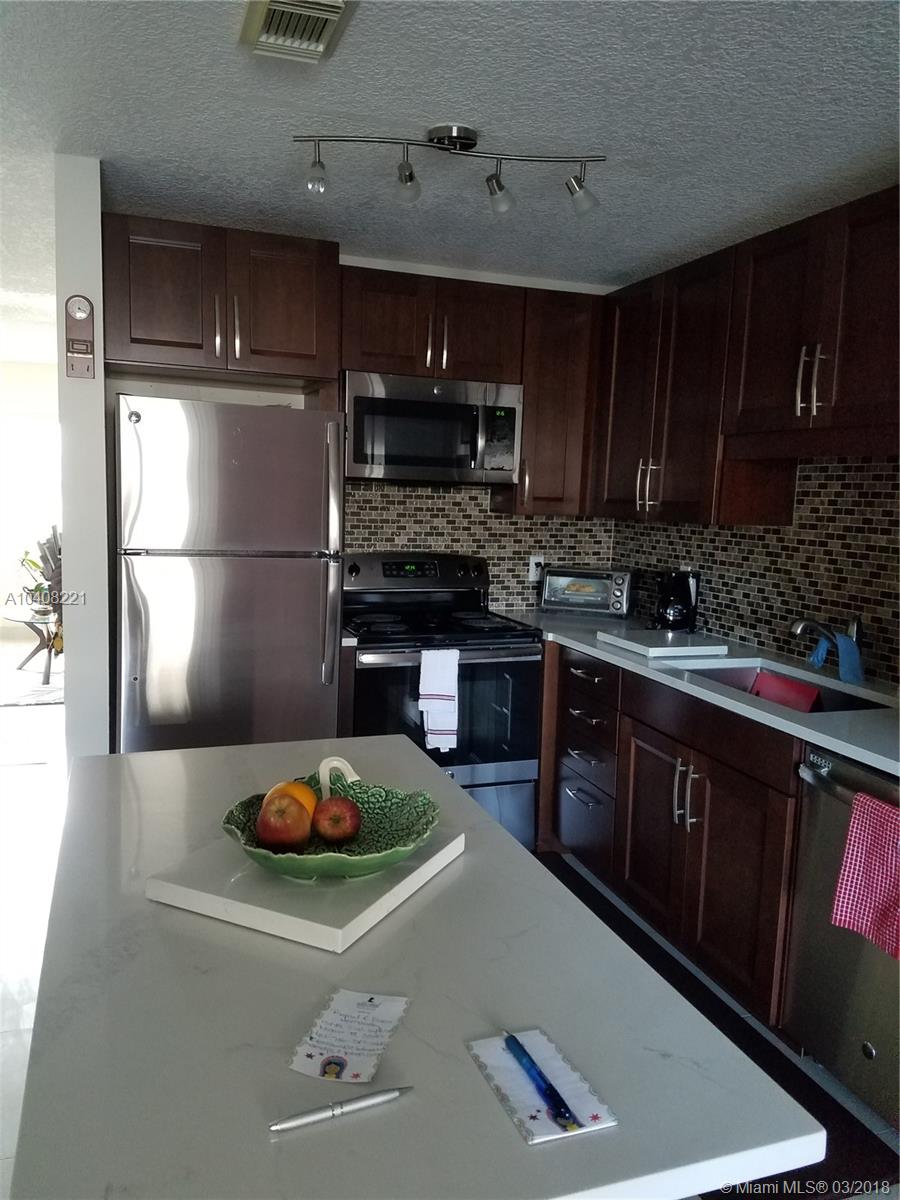 KENDALE LAKES NORTH SEC 9 - Residential