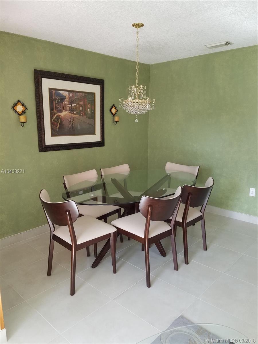 KENDALE LAKES NORTH SEC 9 - Residential