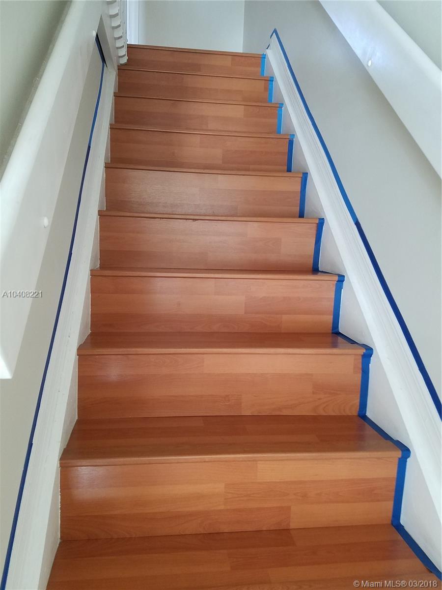 KENDALE LAKES NORTH SEC 9 - Residential