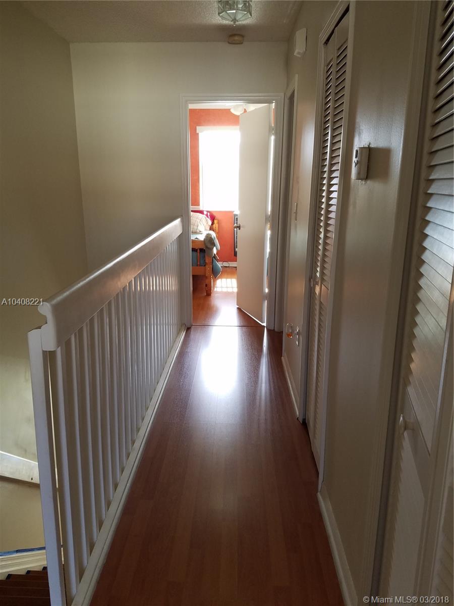 KENDALE LAKES NORTH SEC 9 - Residential