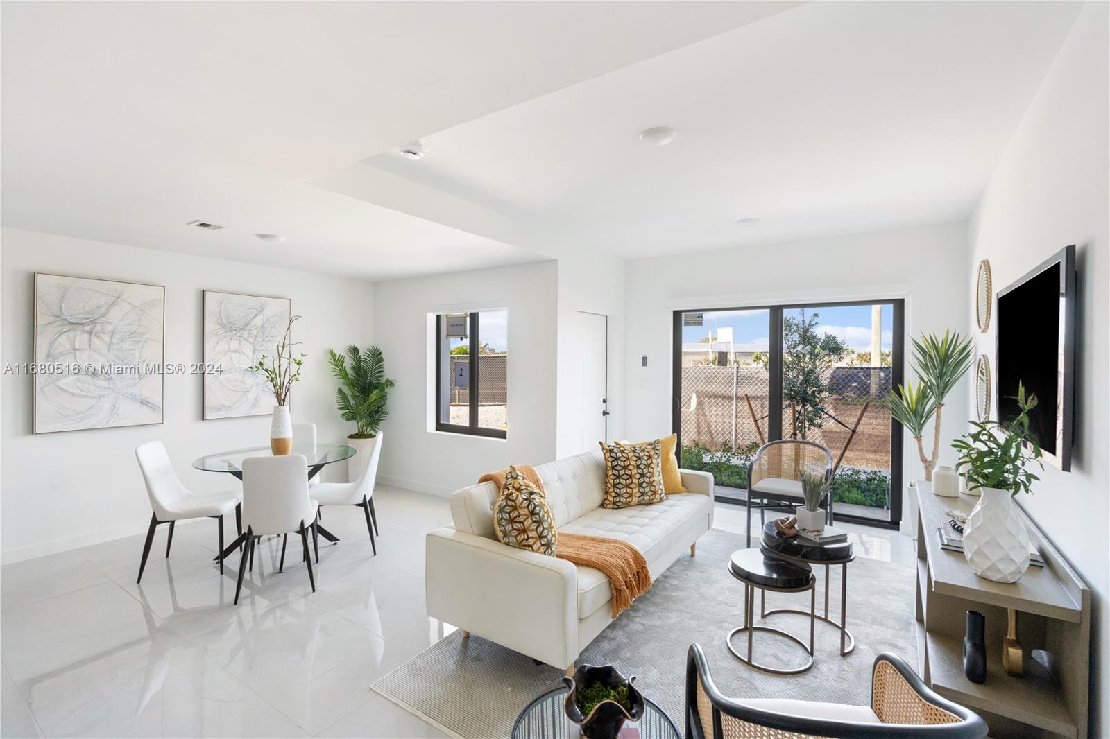 On Grandville - Residential