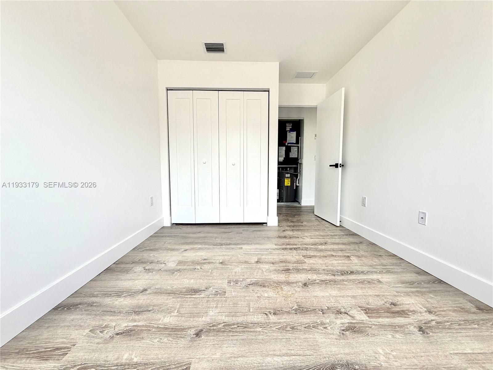 CEDARHURST - Residential Income