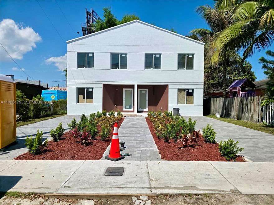 NEW CONSTRUCTION PRIME MIAMI LOCATION! Modern Duplex in one of Miami's most sought after neighborhoods, each unit features 4 bedrooms and 2.5 Bathrooms, open concept kitchen with modern counter tops and stainless steel appliance, high end finishes throughout, IMPACT window and doors. Very close to Wynwood, Midtown, Design District and Mayor expressways. BUYERS AGENTS ARE WELCOME.