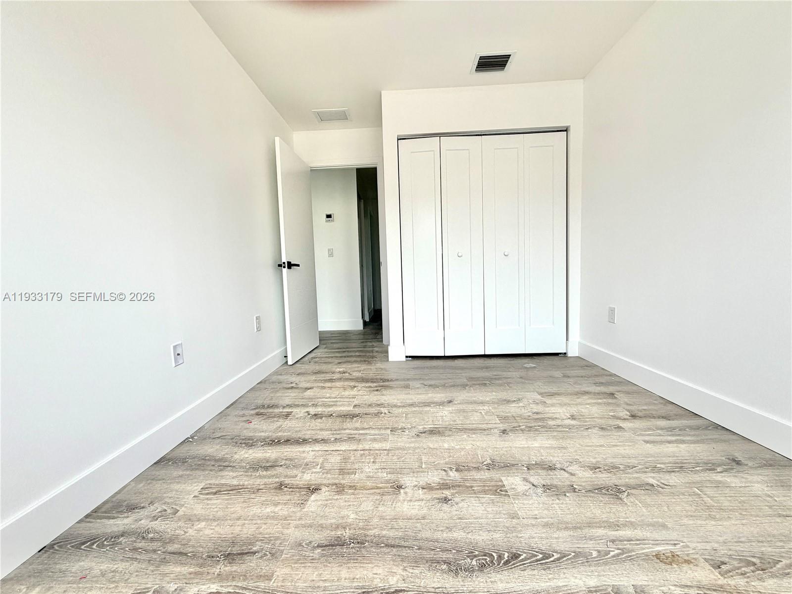 CEDARHURST - Residential Income
