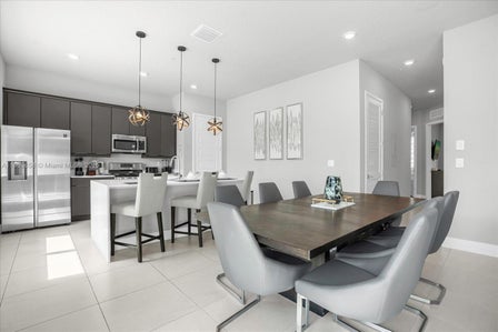 7740 SANDY RIDGE DR — listing photo 1