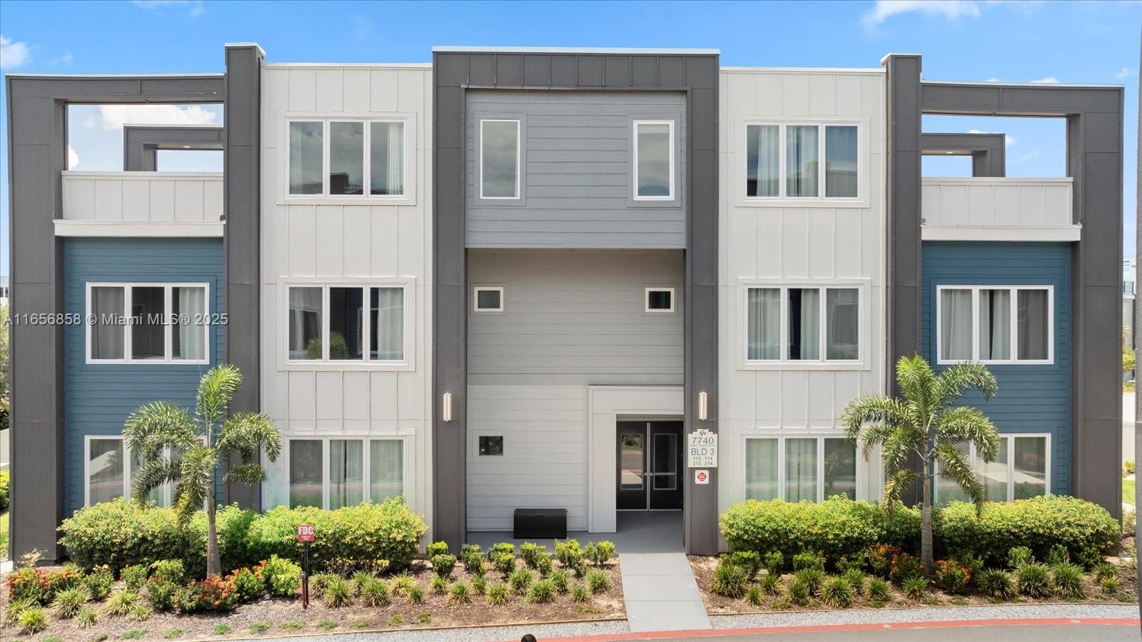 7740 Sandy Ridge Dr 112