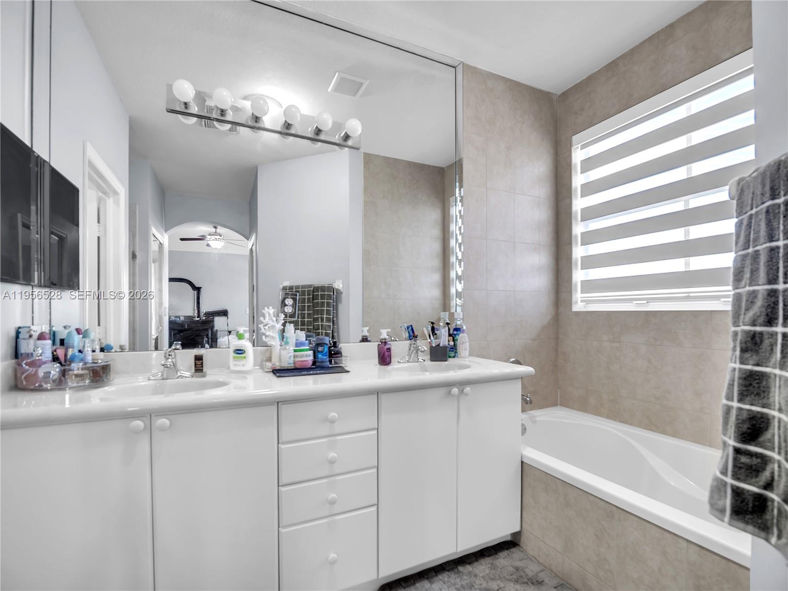 CENTURY ESTATES 1ST ADDN - Residential