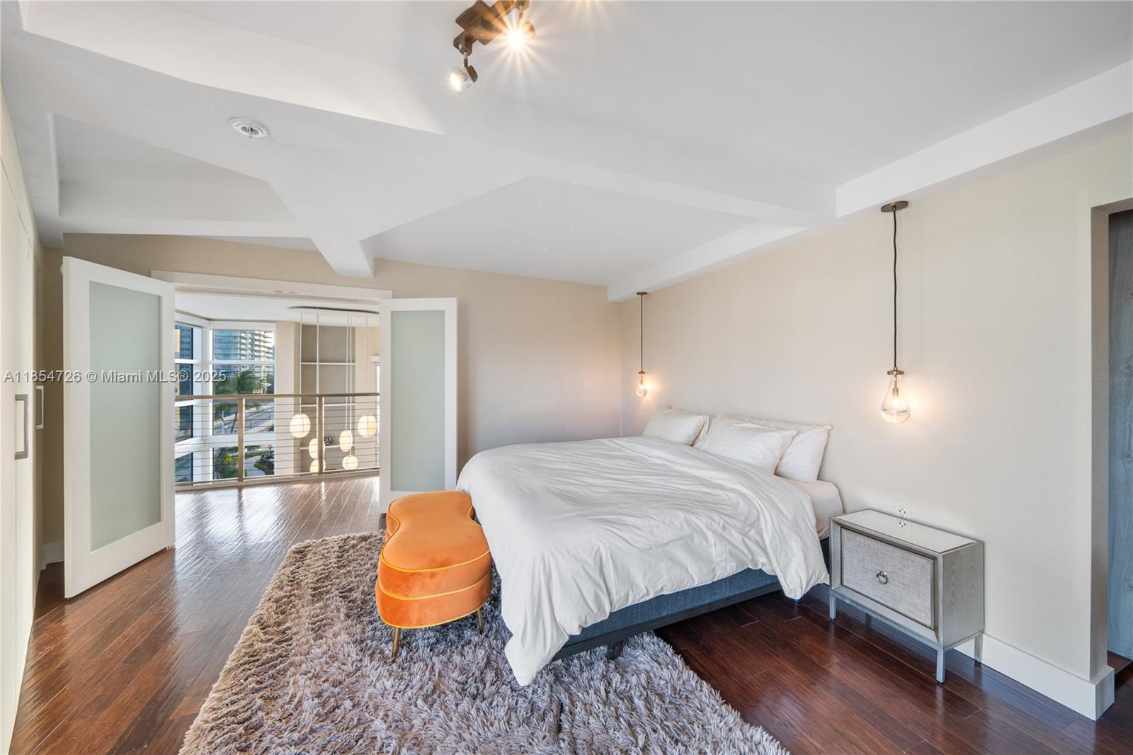 THE LOFTS AT SOUTH BEACH - Residential Lease