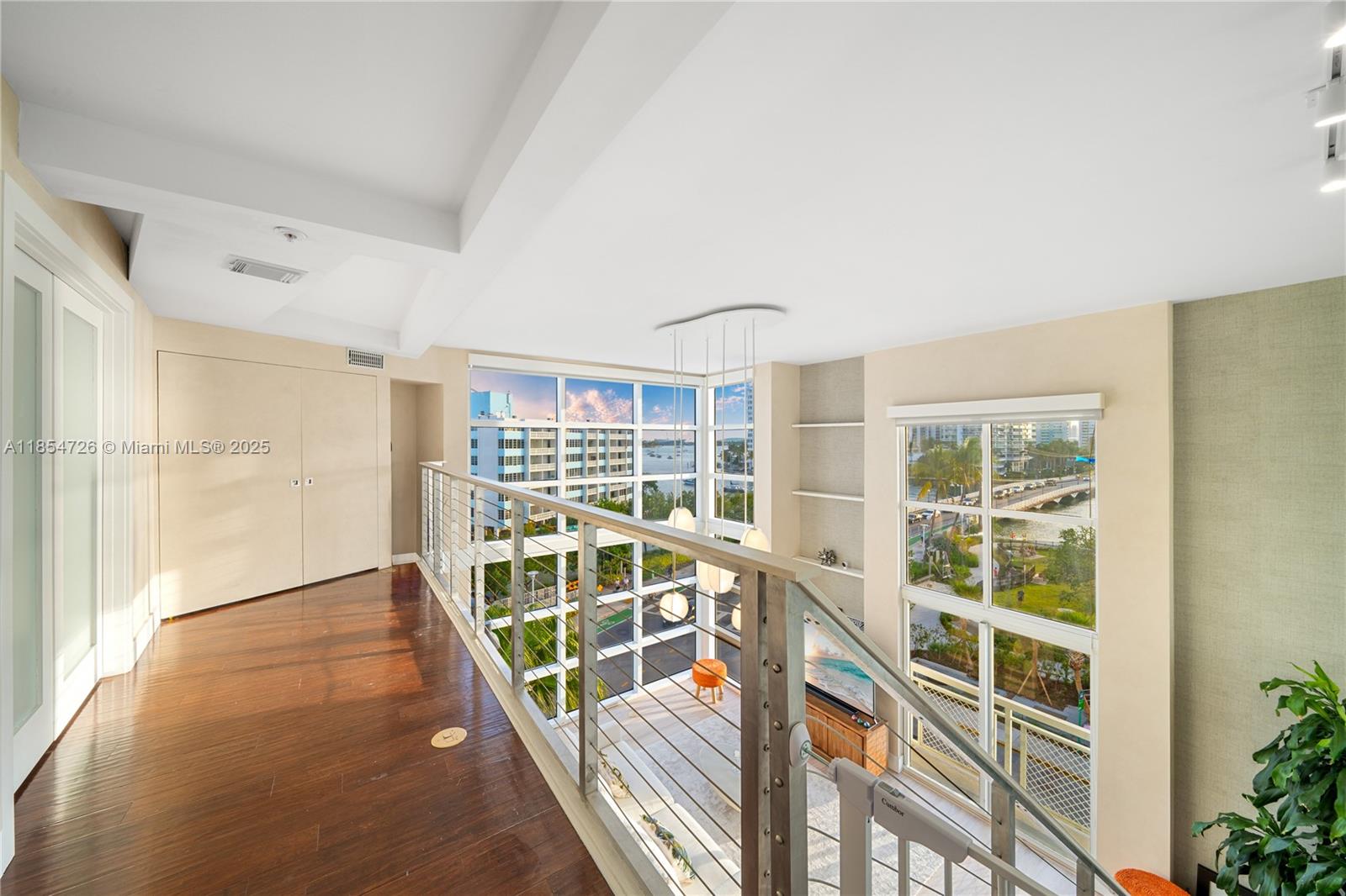 THE LOFTS AT SOUTH BEACH - Residential Lease
