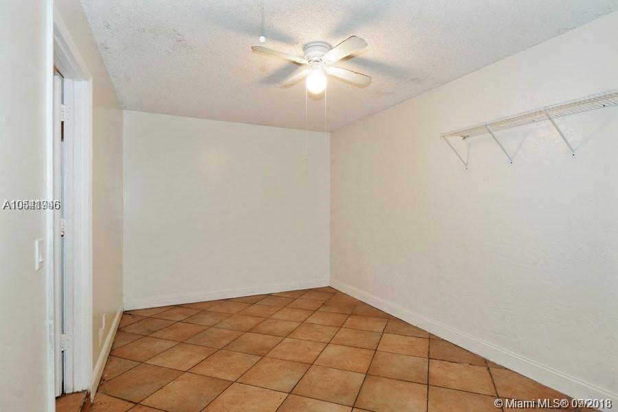 SUGAR POND MANOR OF WELLI - Residential Lease