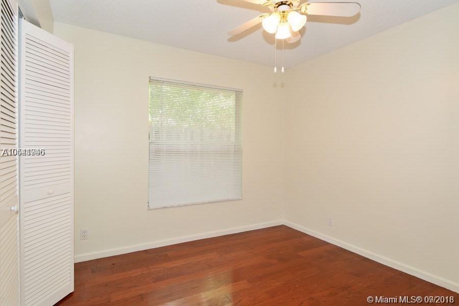 SUGAR POND MANOR OF WELLI - Residential Lease