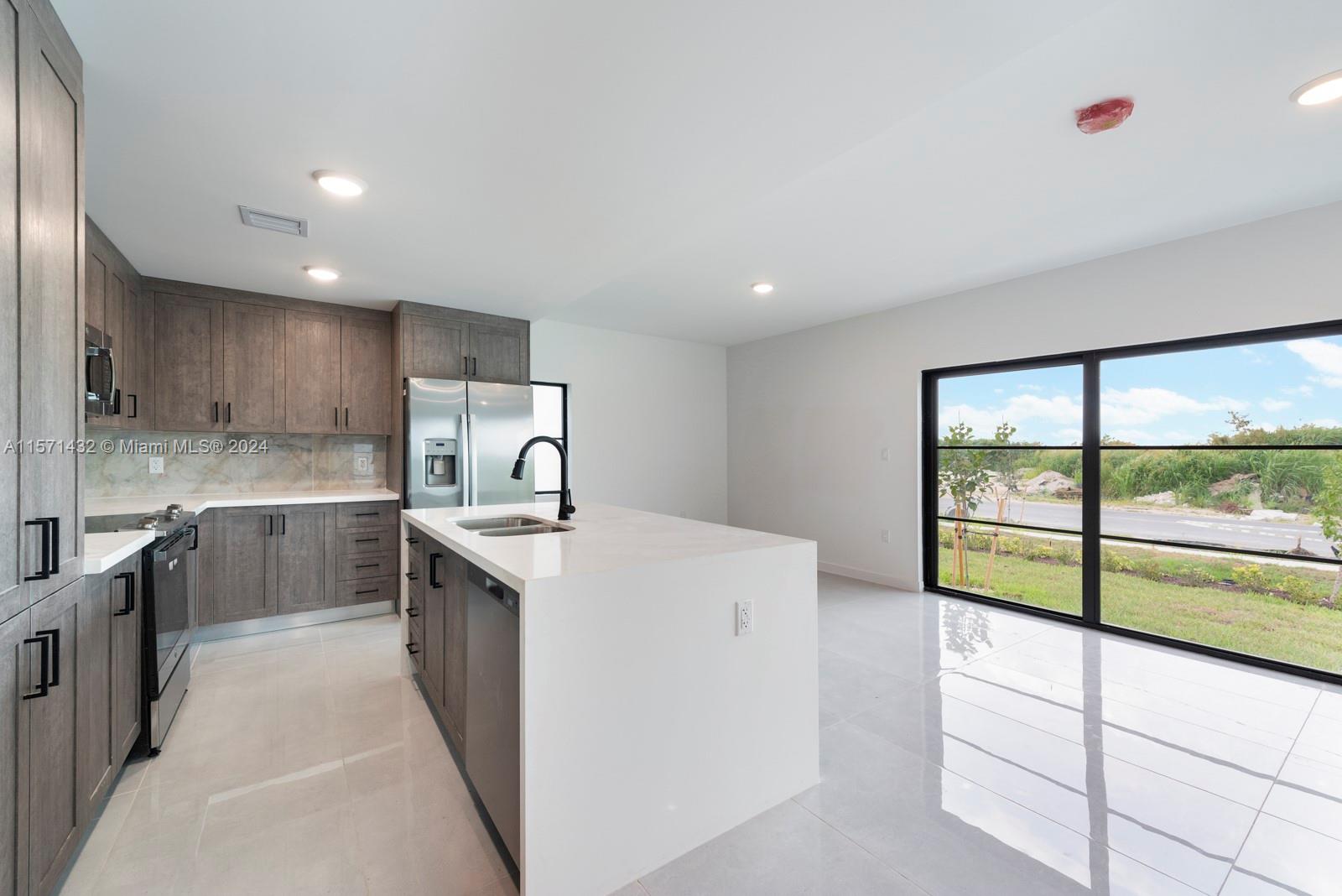 On Alba - Residential