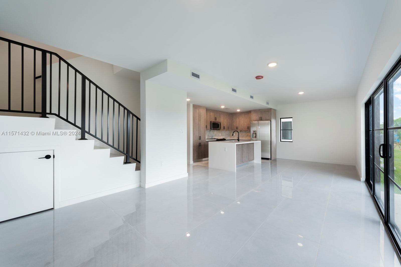 On Alba - Residential