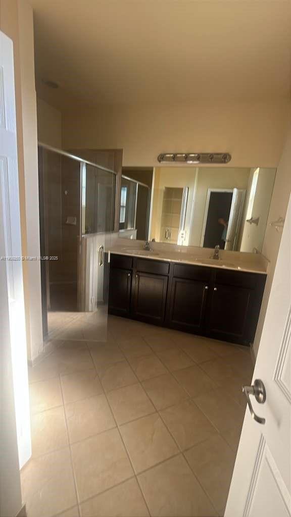 SILVER PALM WEST - Residential Lease