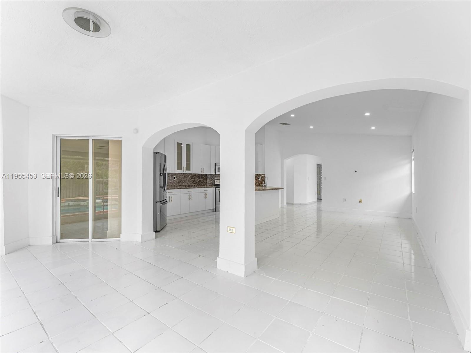 HIGHLANDS AT KENDALL - Residential