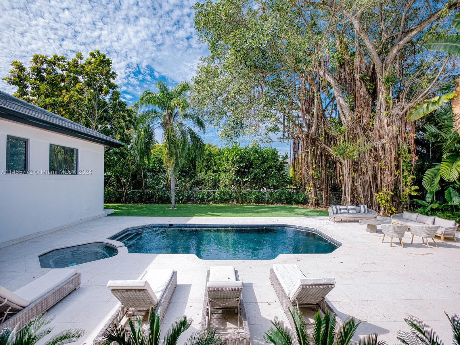 COCOPLUM SEC 1 - Residential