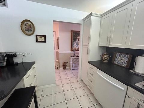 Photo of 324 SE 10th St #207, Dania Beach, FL 33004 (MLS # A11884064)