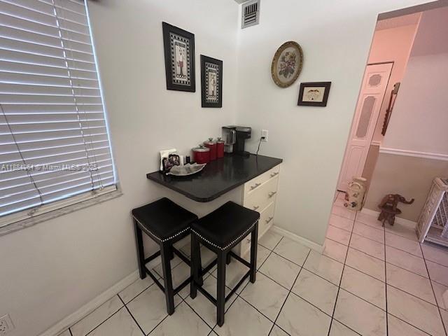 MEADOWBROOK LAKES CONDO - Residential