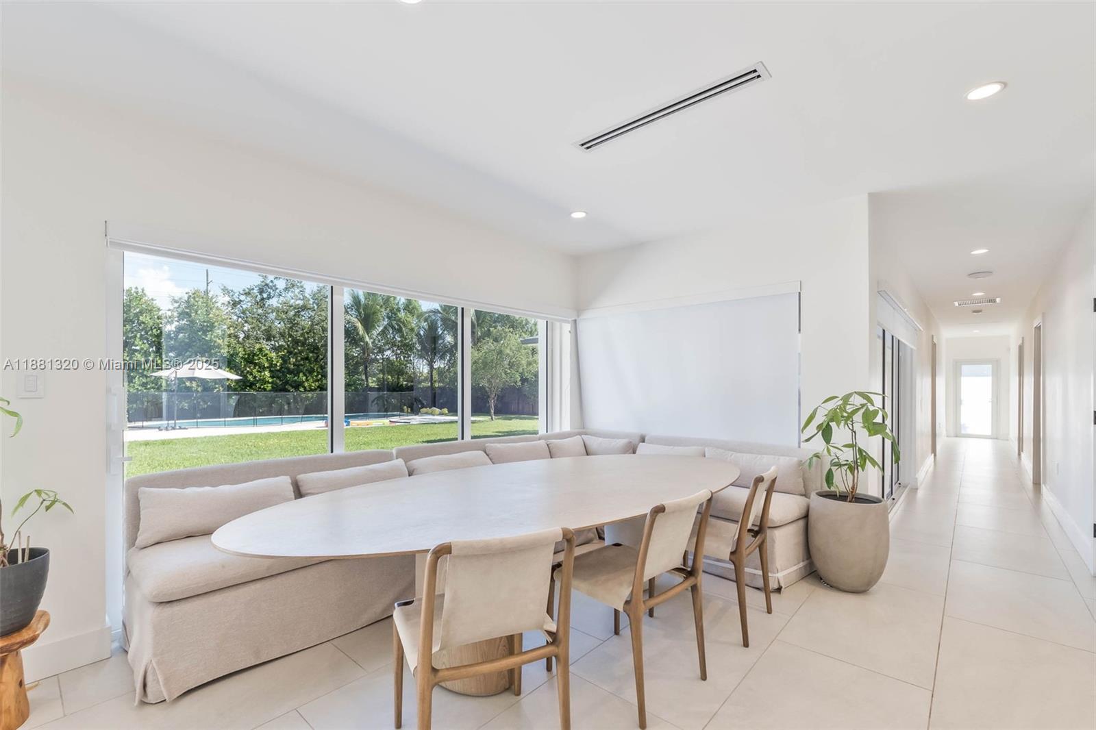 TANGLEWOOD GDNS - Residential