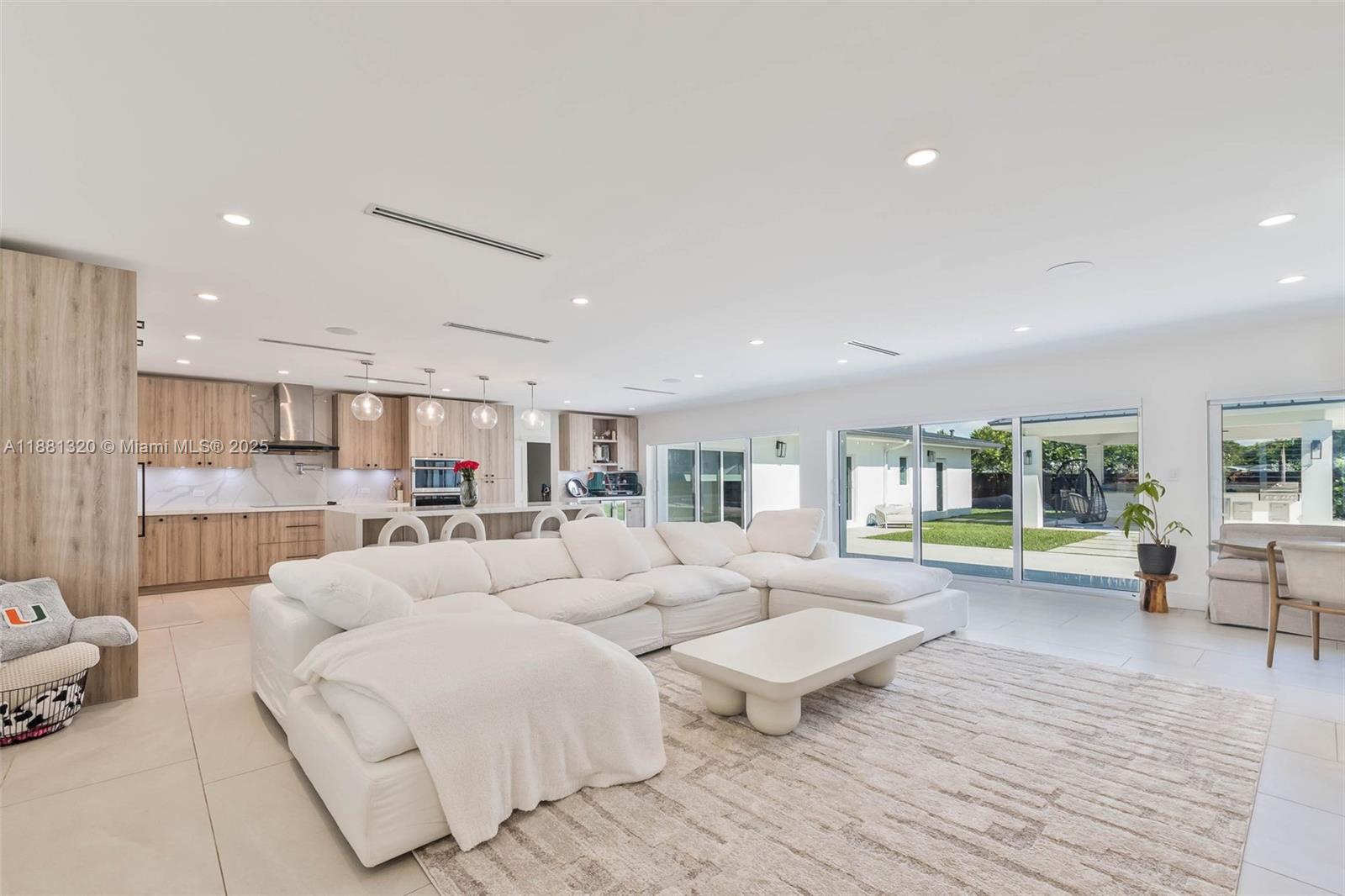 TANGLEWOOD GDNS - Residential